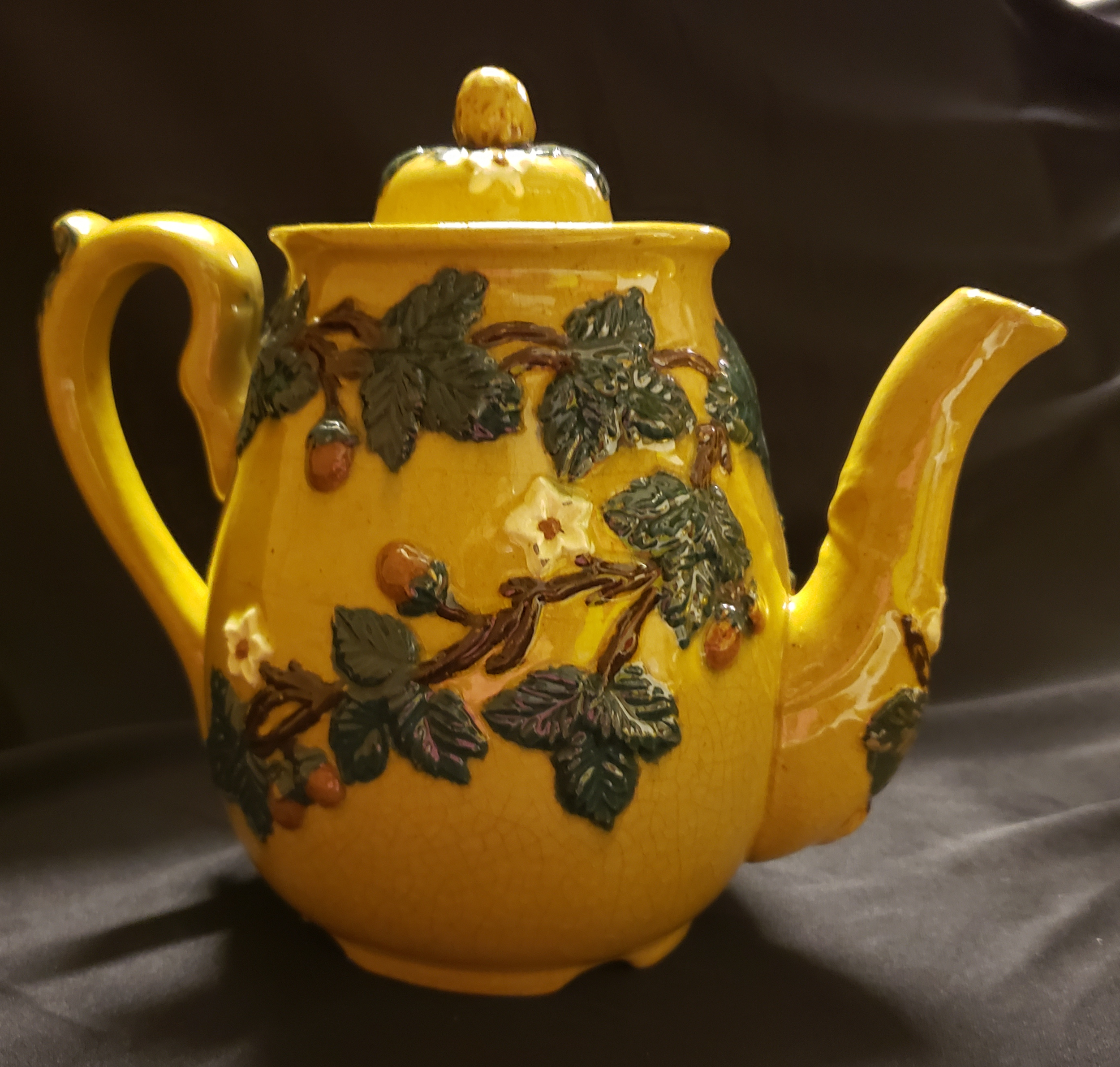 Early Teapots — Museum of Ceramics
